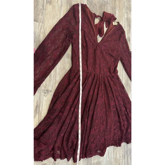 Altar’d State Fit And Flare Tie Back Dress Red Lace Women’s M - Picture 6 of 6